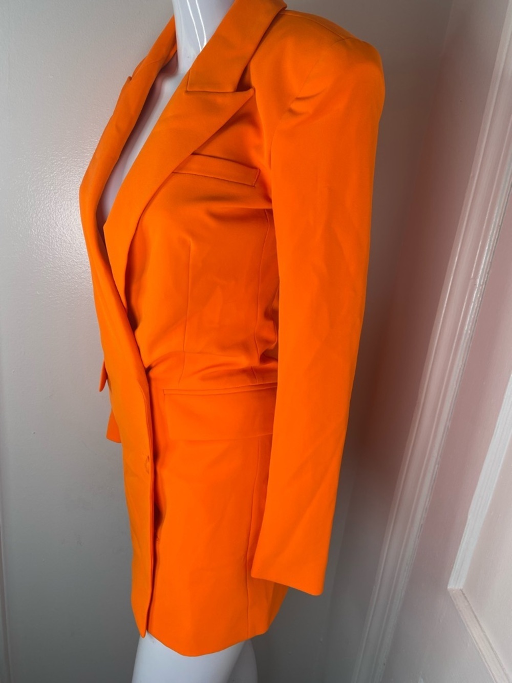 L'AGENCE NWT Marlee Vibrant Orange Tailored Blazer Dress - Picture 4 of 14